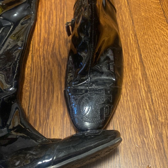 Deal ‼️ - Picture 2 of 5